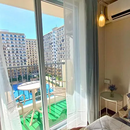 Comfort & Style Studio Pool View With Balcony
