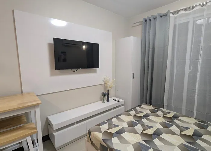 Comfort & Style Pool View With Balcony 3* Lapu-Lapu City
